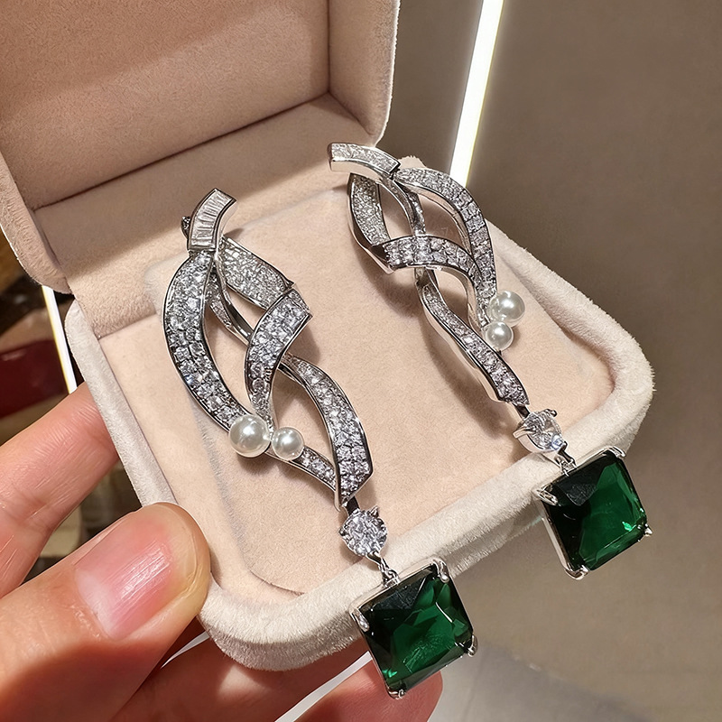 Retro Luxury Emerald Square Di - Women'S Fashion Magazine 评论和价格