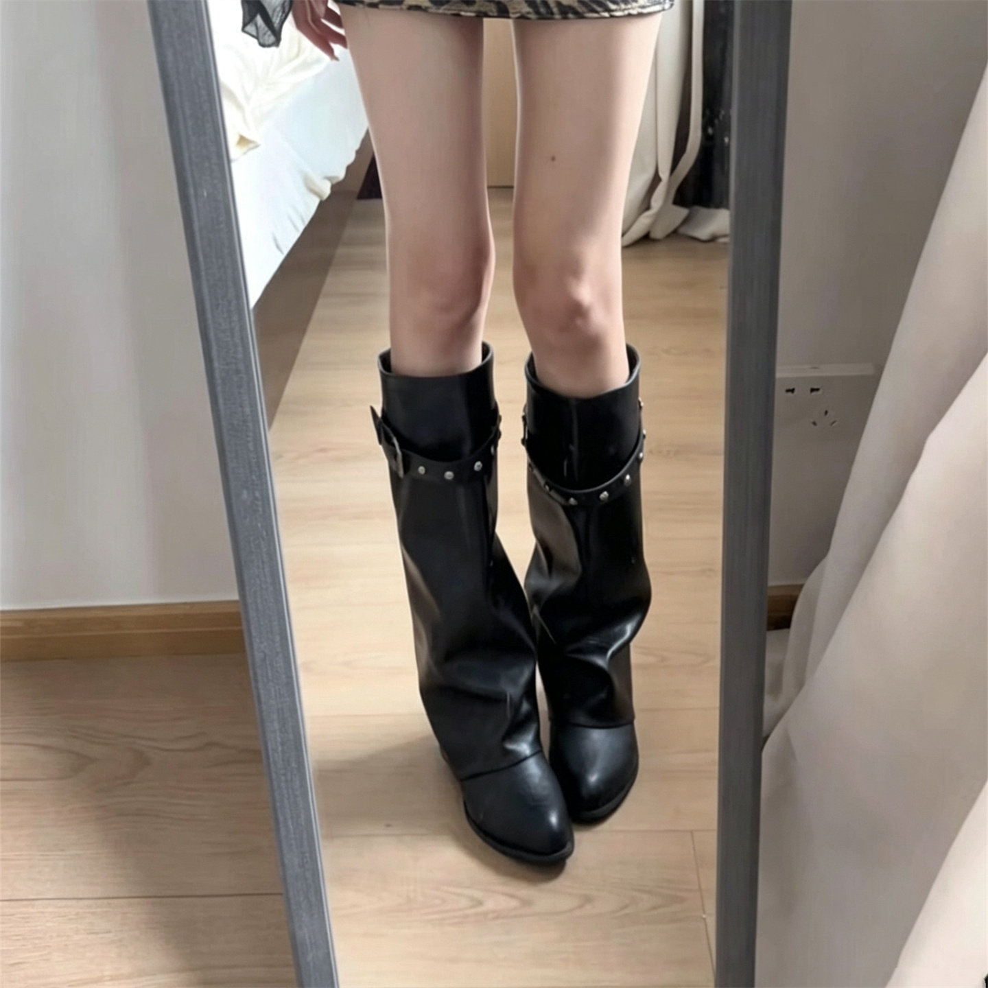 Fashion Rivet Buckle Strap 202 - Women'S Fashion Trousers 评论和价格
